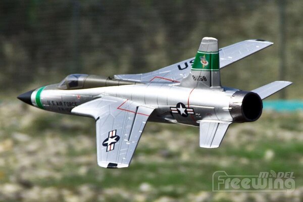 Freewing F-105 Thunderchief EPO 530mm PNP